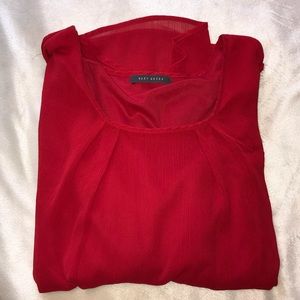 🍒3 for $12 - Suzy Shier Red Top
